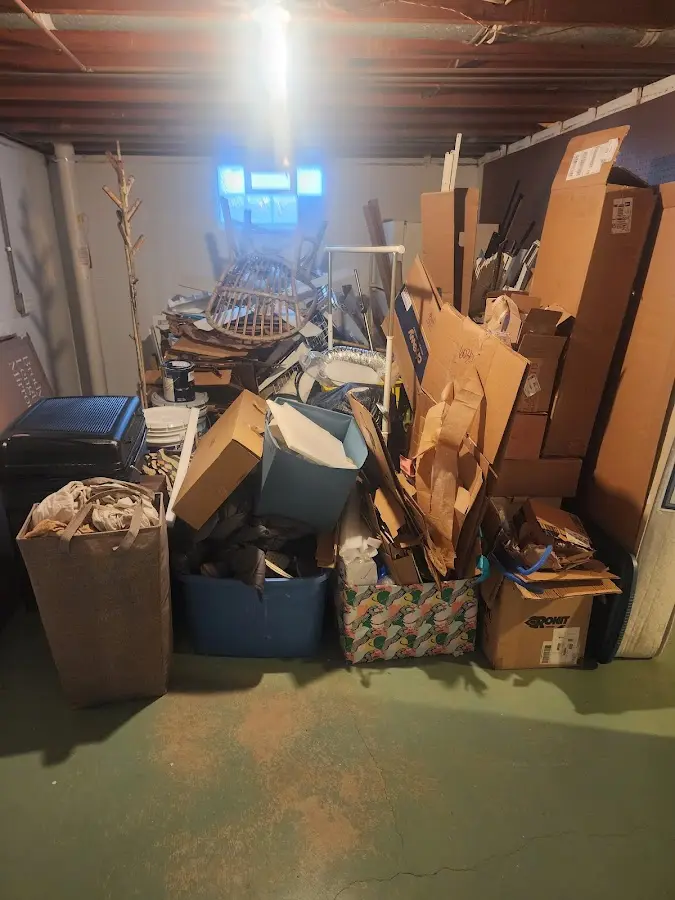 Roll-off dumpster container at job site for Yard Waste Dumpster Rental in Casa de Oro-Mount Helix